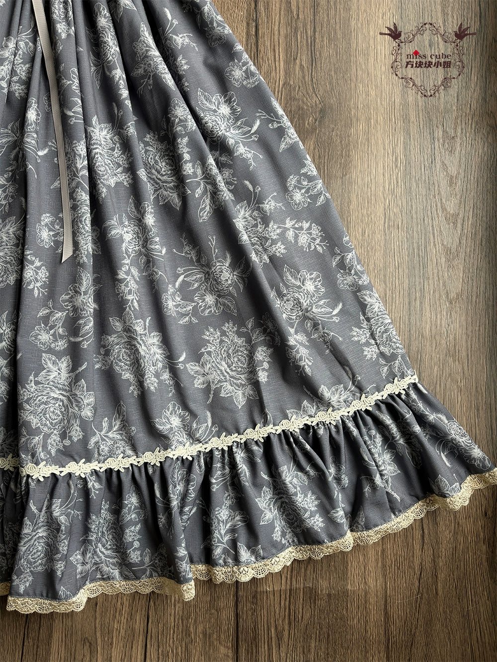 【予約販売】Sketch Wild Rose ハイウエストスカート プリントタイプ