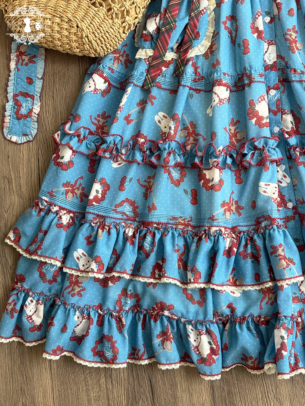 【予約販売】Sweet Berry Rabbit ジャンパースカート