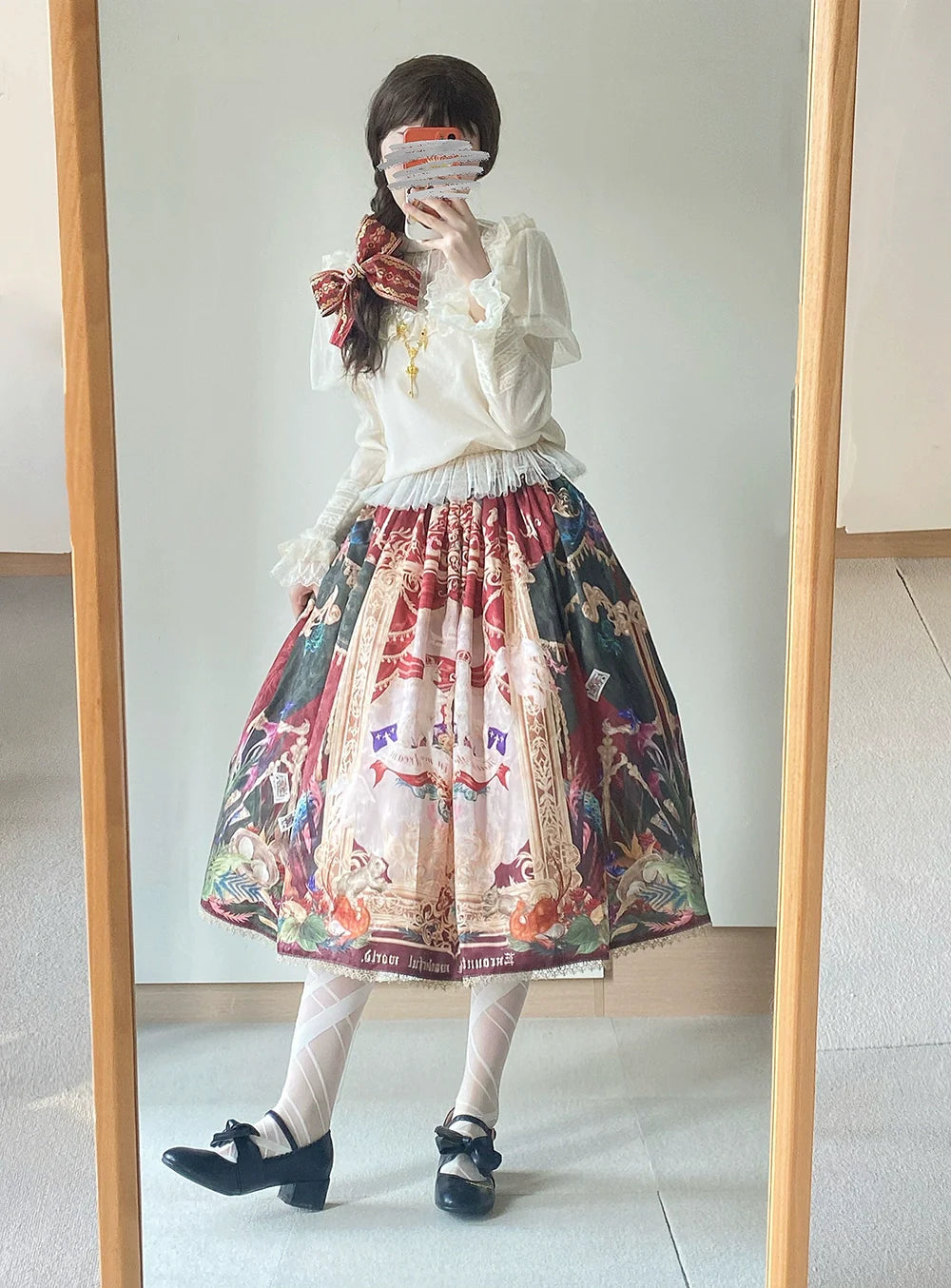 [Pre-order] Wanhua Mirror Western Aristocrat-style Skirt, Lace Type