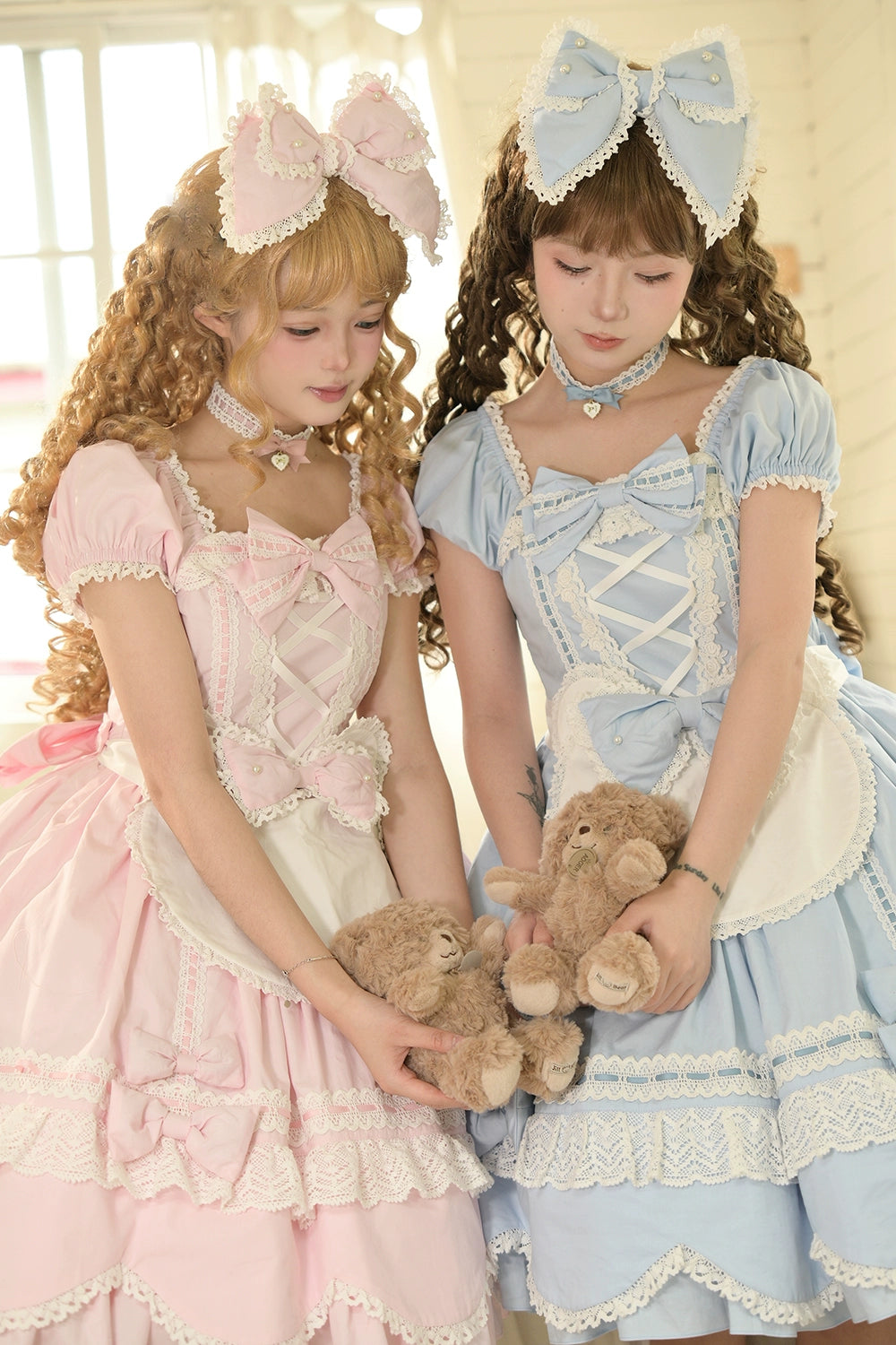 【受注予約6/12まで】Antique Petal Rabbit リボンワンピース