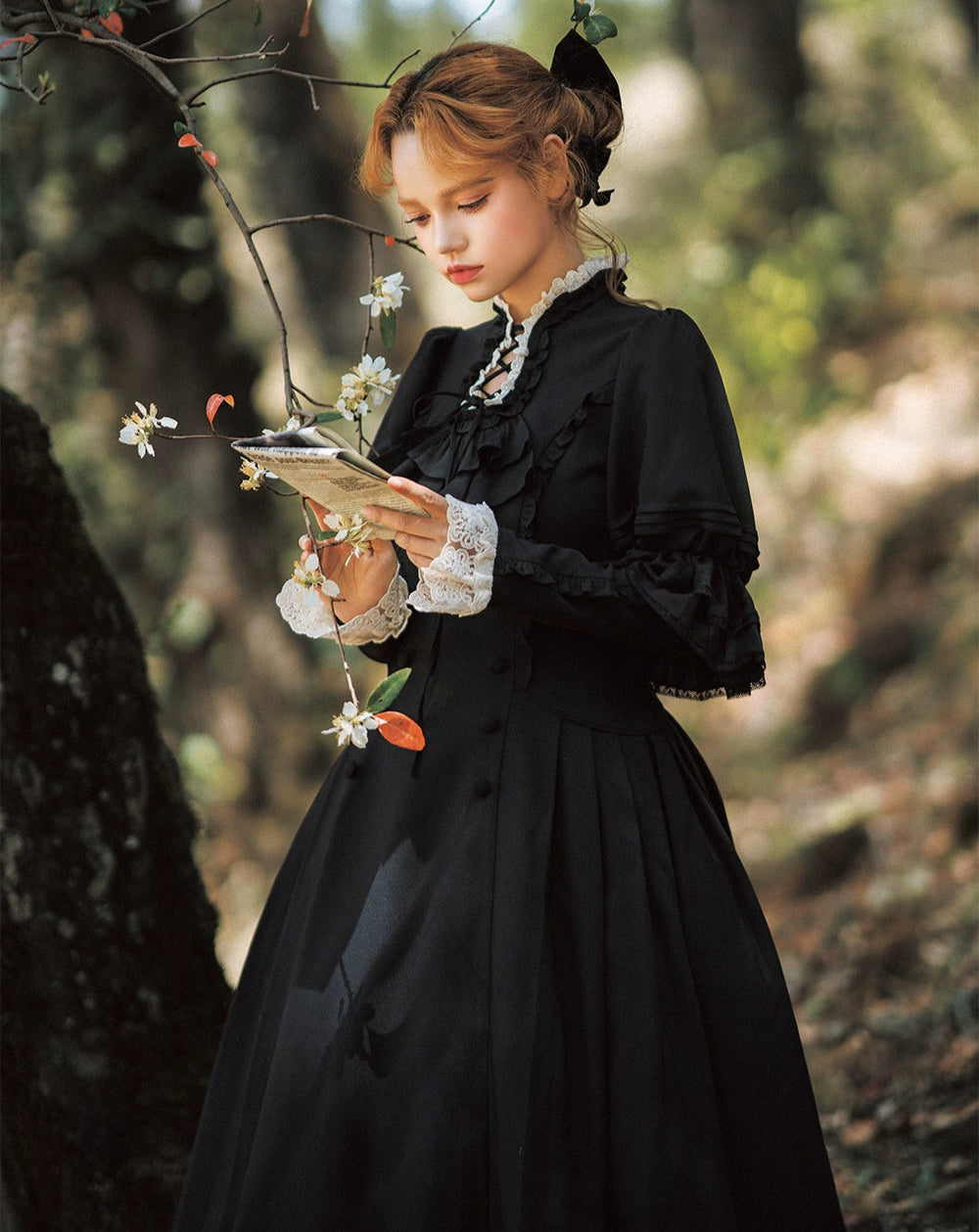 【受注予約7/31まで】Flores Ladyクラシカル花びらワンピース