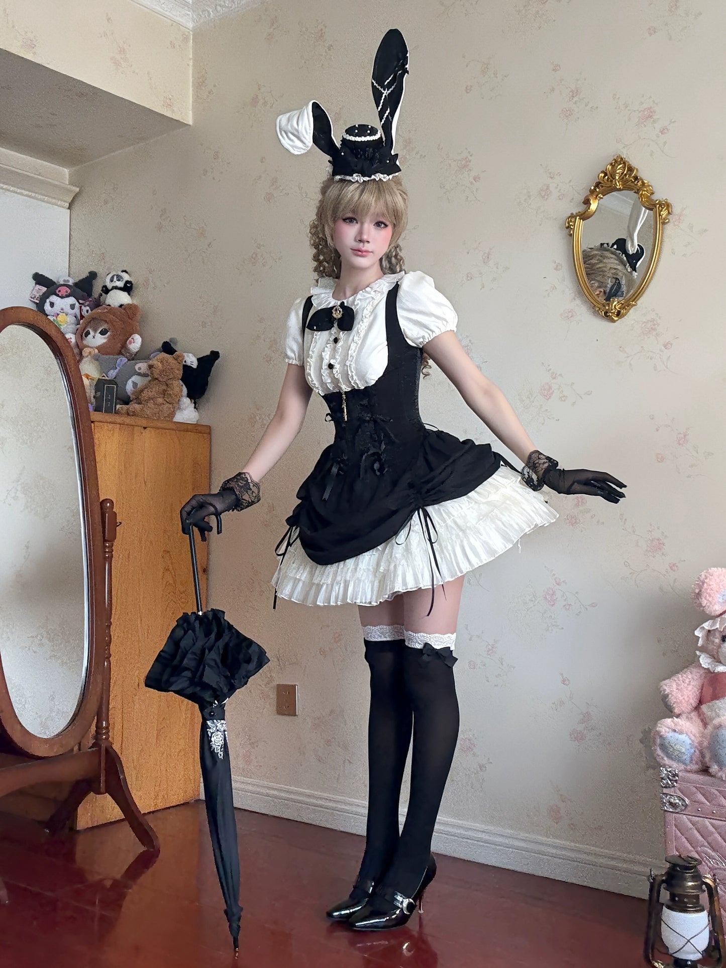 【受注予約6/30まで】Brulee Bunny コルセットジャンパースカートセット・ブラック