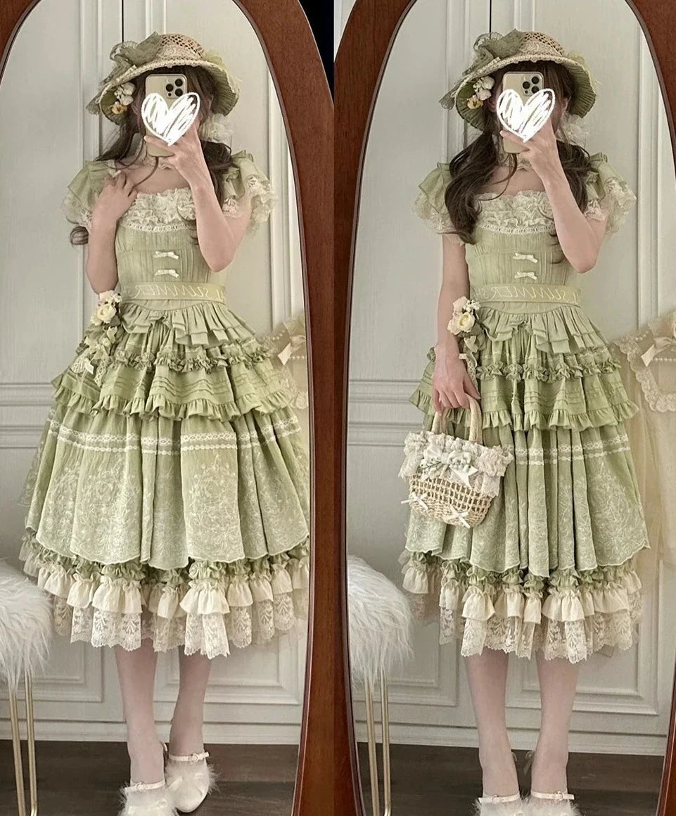 Fourteen-line poem: Lace and embroidered skirt