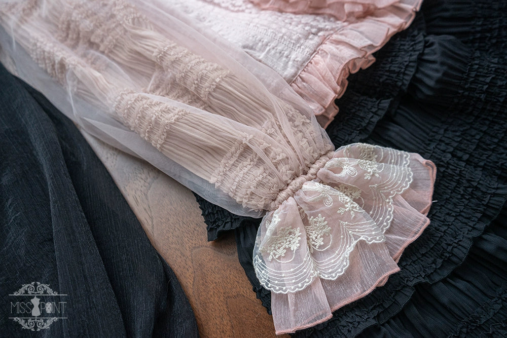 [Pre-orders available until 2/19] Cat Rose Tea Party Ruffled Long Sleeve Blouse