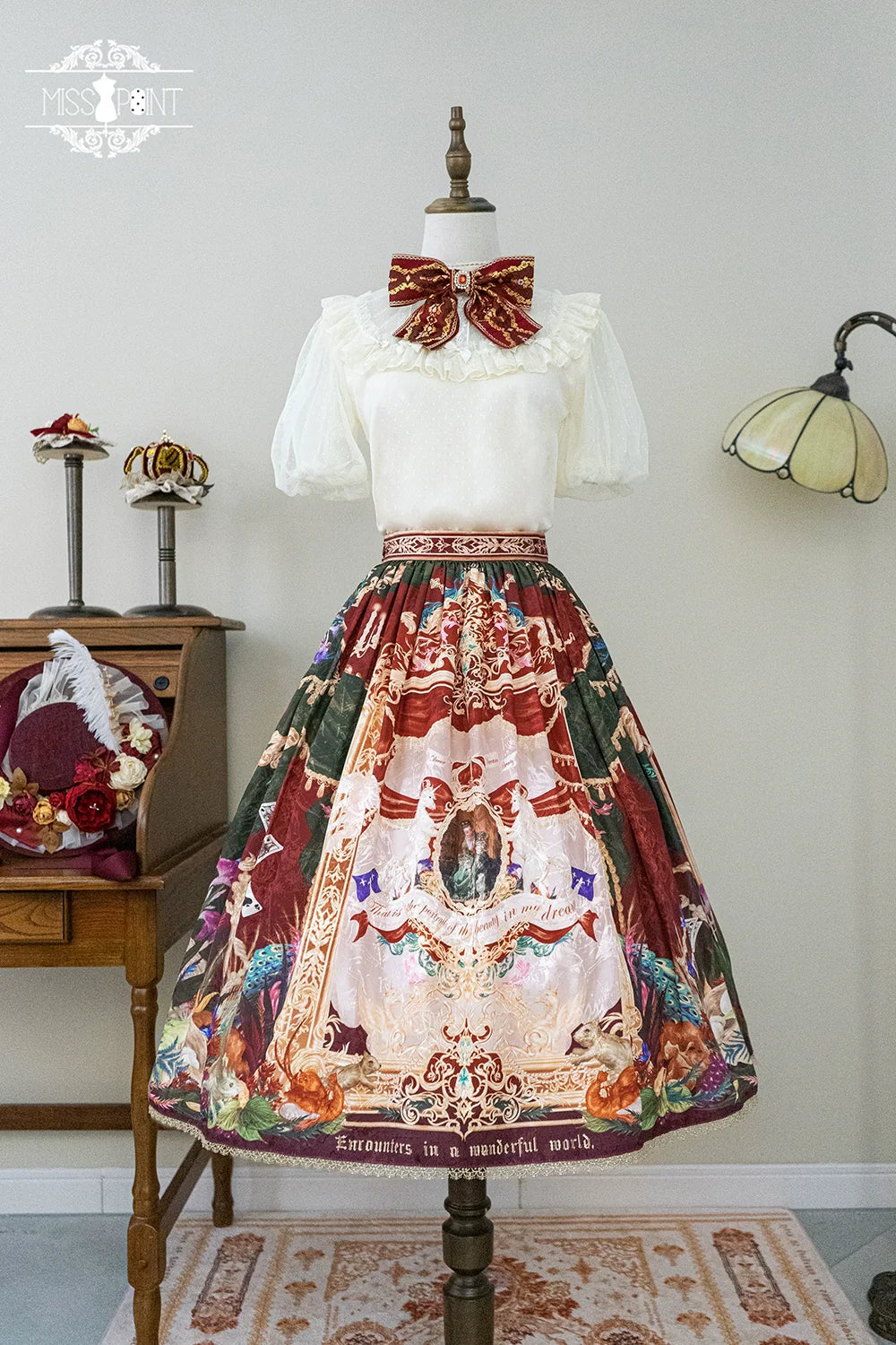 [Pre-order] Wanhua Mirror Western Aristocrat-style Skirt, Lace Type