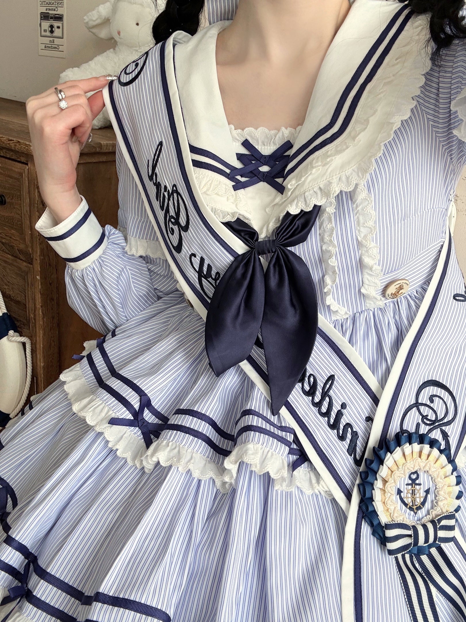 【受注予約4/28まで】セーラー襟と3段フリルの2wayマリンワンピース・ストライプ・ショート丈