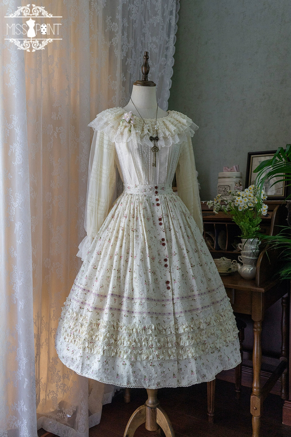 [Pre-orders available until 2/19] Cat Rose Tea Party Ruffled Long Sleeve Blouse