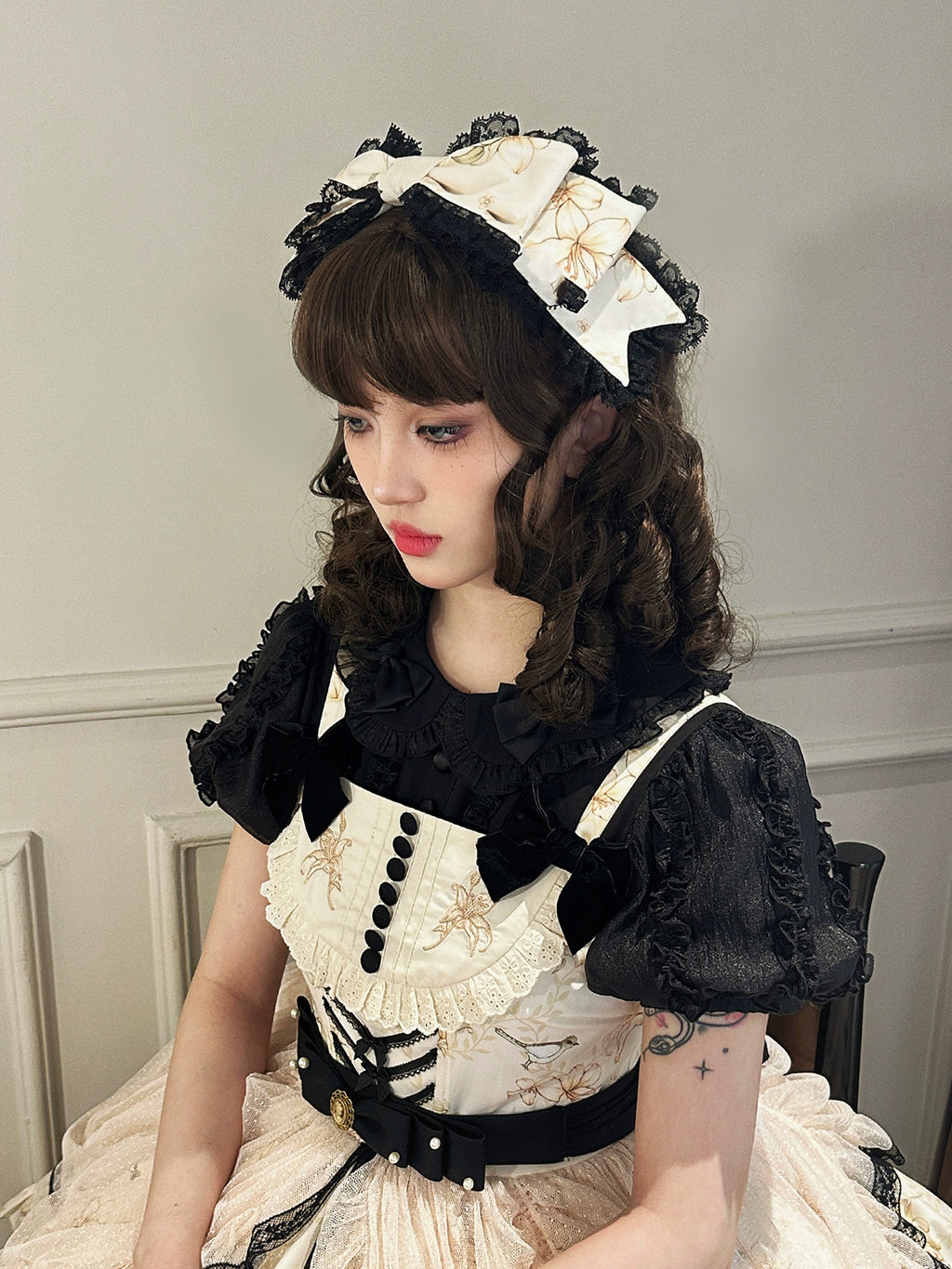 Simultaneous purchase only [Resale/Pre-orders until 2/3] Lily and Wind Accessories