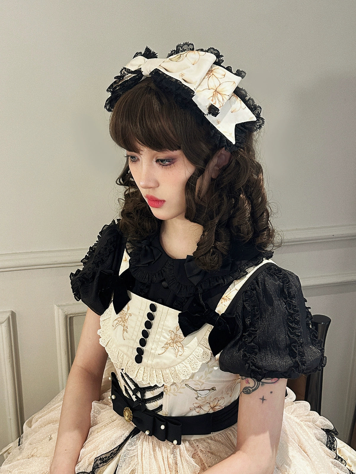 Simultaneous purchase only [Resale/Pre-orders until 2/3] Lily and Wind Accessories