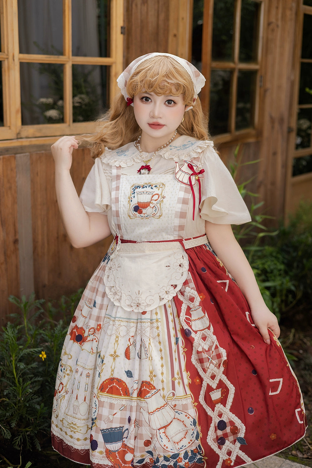 [Sales period ended] Picnic Tea Party Embroidered Blouse