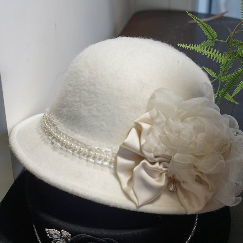 Simultaneous purchase only [Sale period ended] Fontainebleau hats, brooches, shawls, belts