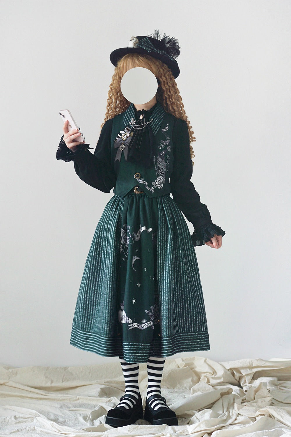 [Pre-orders available until 11/4] Magician Classical Skirt