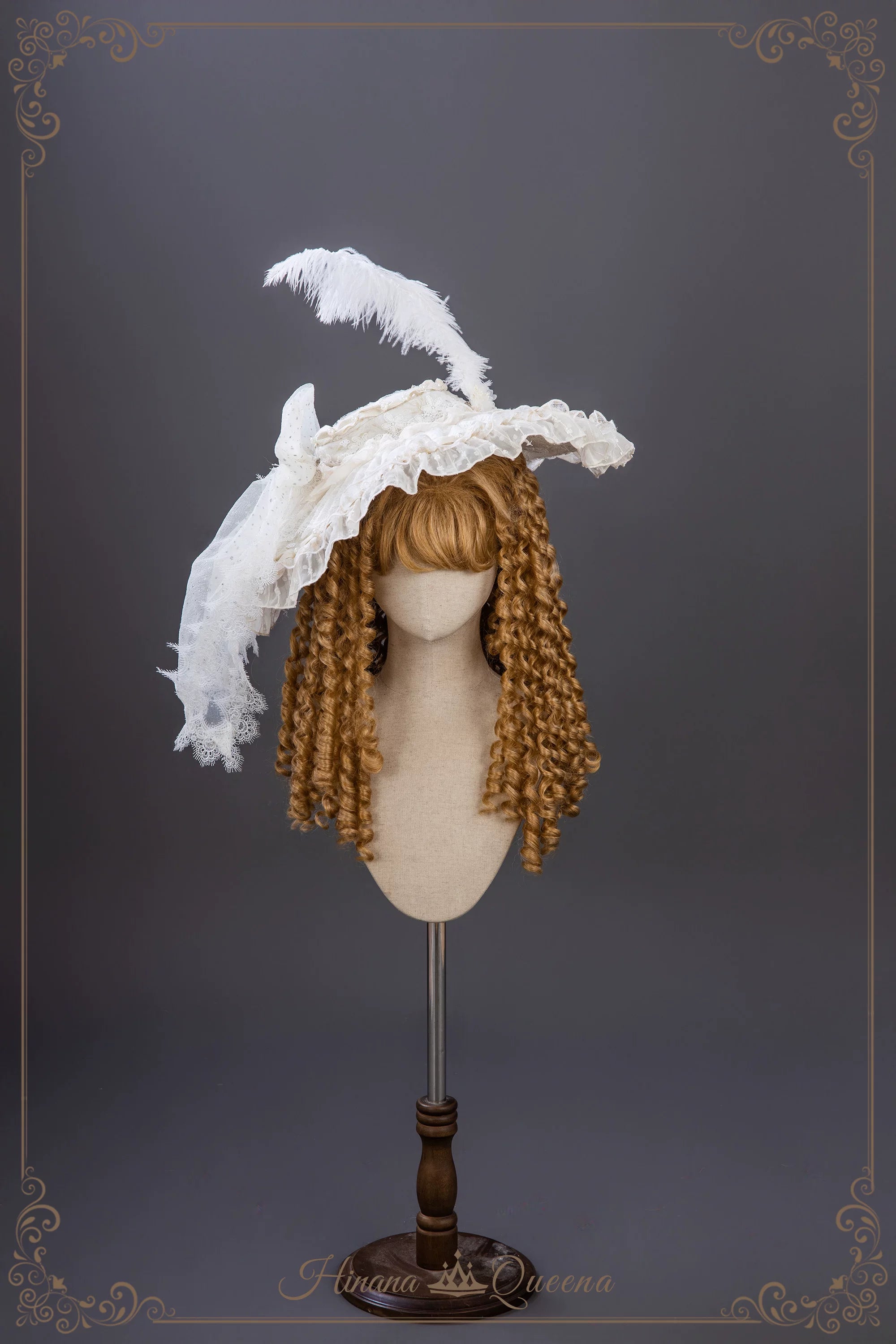 【受注予約9/16まで】Dream Magnifique プリンセスドレス・ショート丈・ゴールド