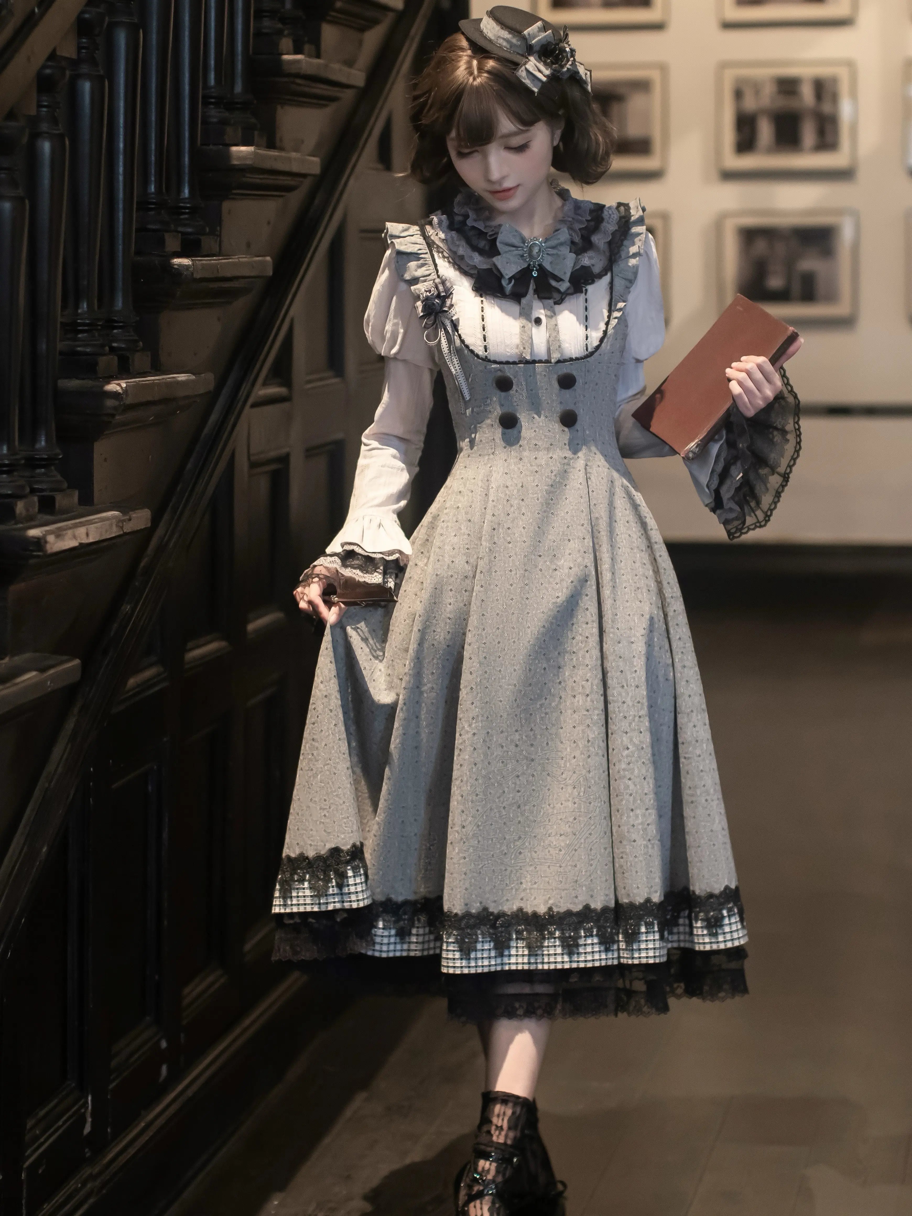 【受注予約6/17まで】Grey Poetry クラシカルジャンパースカート