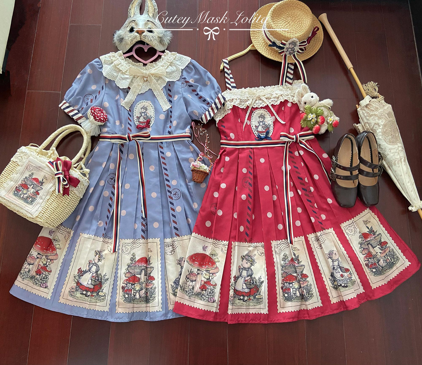 キノコとウサギの切手デザインジャンパースカート