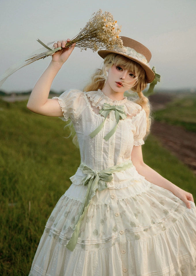 【受注予約8/18まで】White Blooming Season 半袖ブラウス