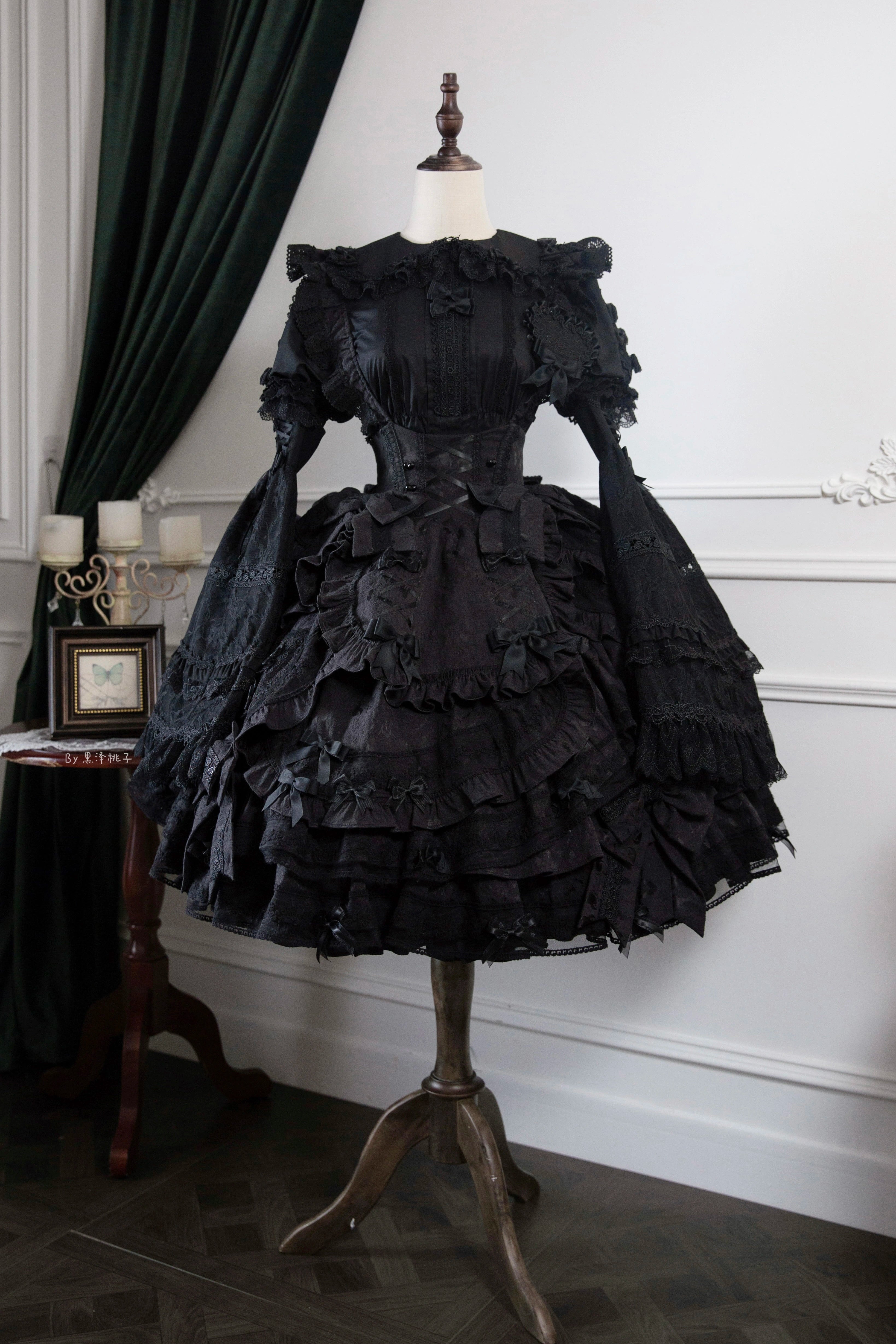 Hybrid Doll Moon Island 2way princess sleeve blouse