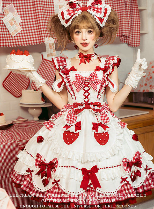 【受注予約11/18まで】Strawberry Cake Guide メイド風ジャンパースカート