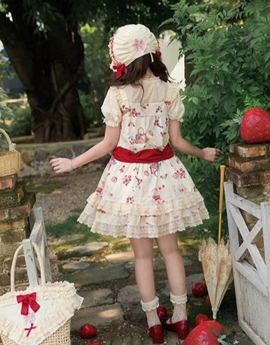【受注予約8/14まで】 Strawberry Whisper プリントジャンパースカート