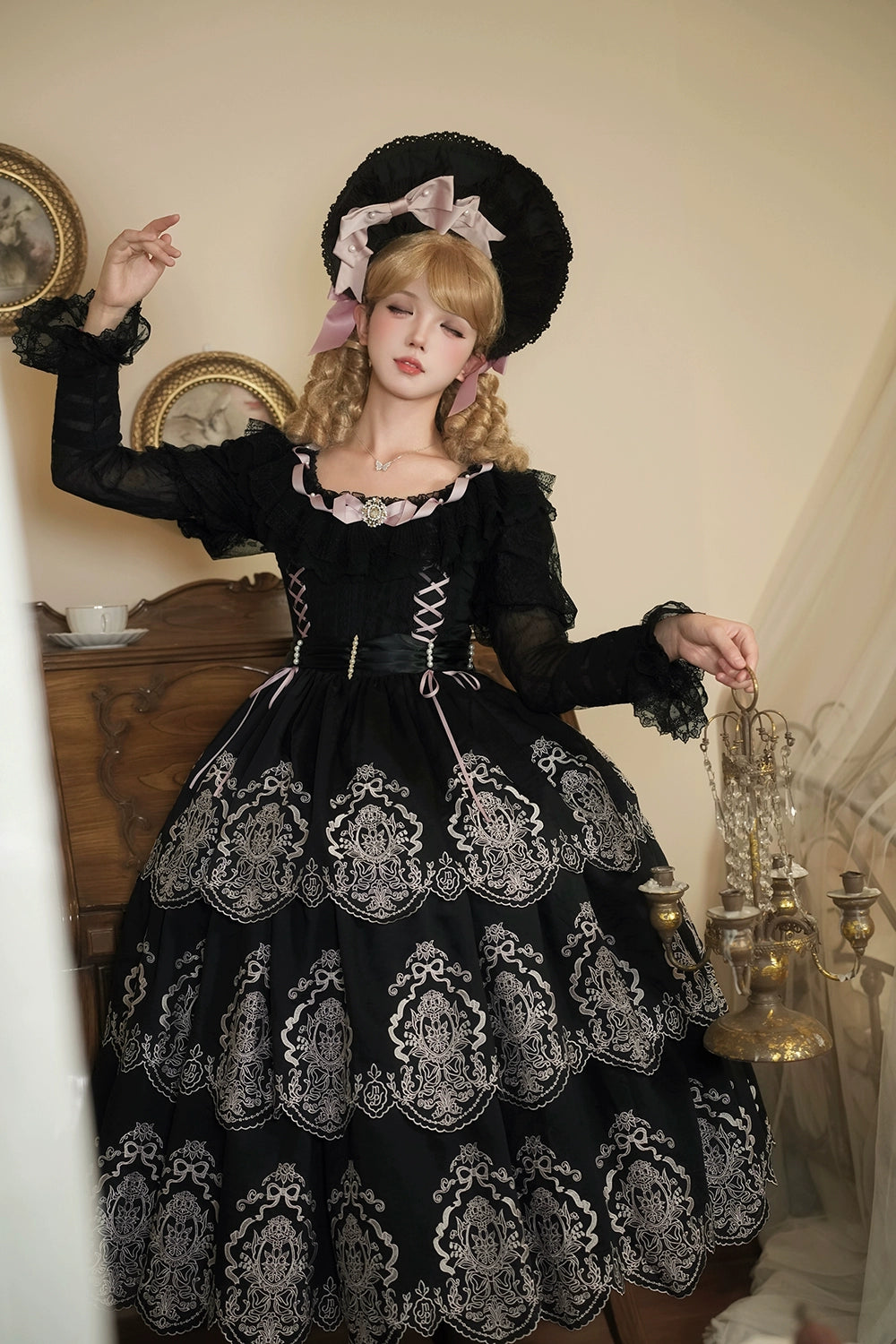 【受注予約9/25まで】Noble Garden 付け袖付き刺繍ワンピース