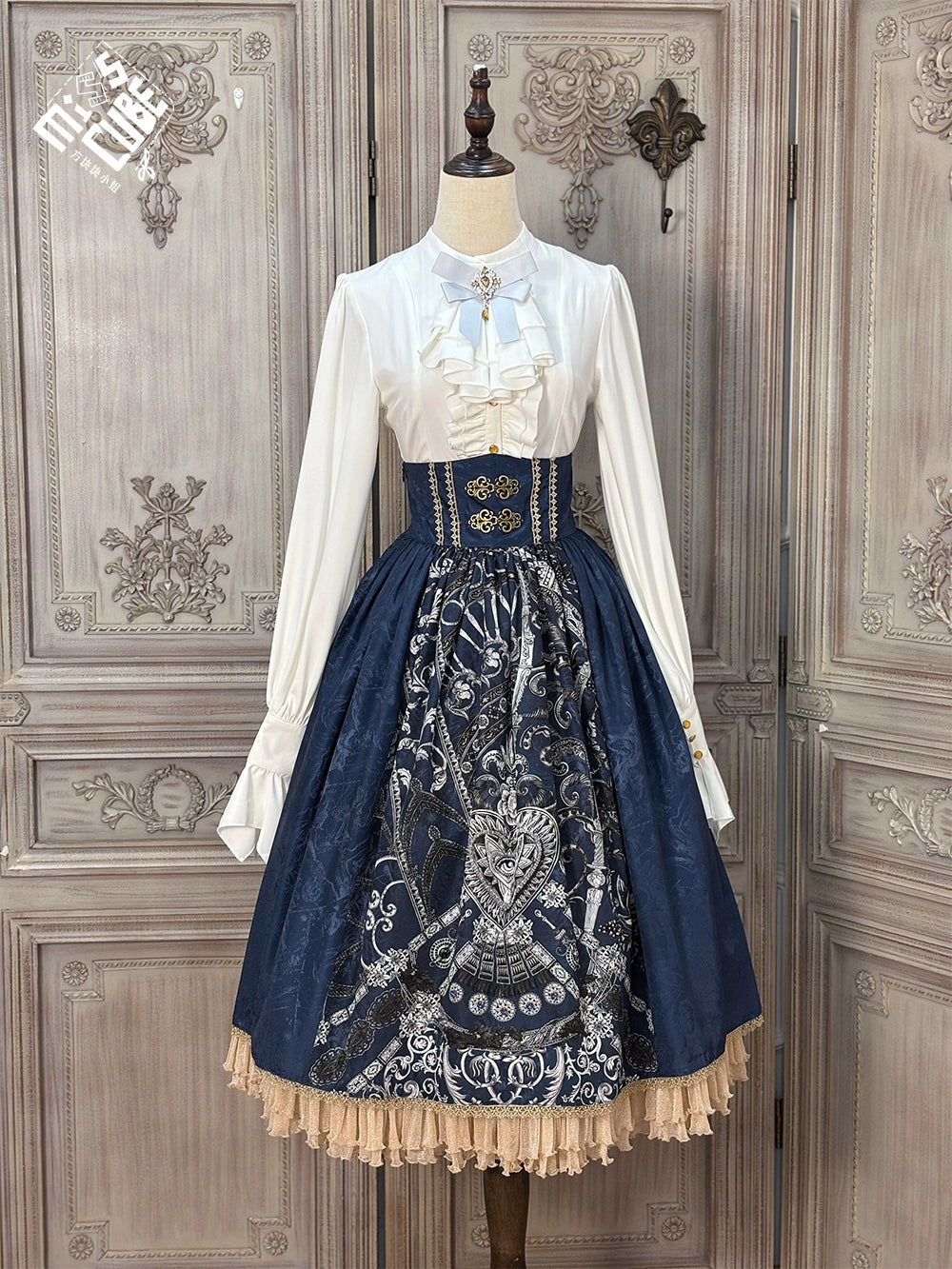 [Pre-orders available until 12/12] Eye of Horus Print Skirt, Corset Type