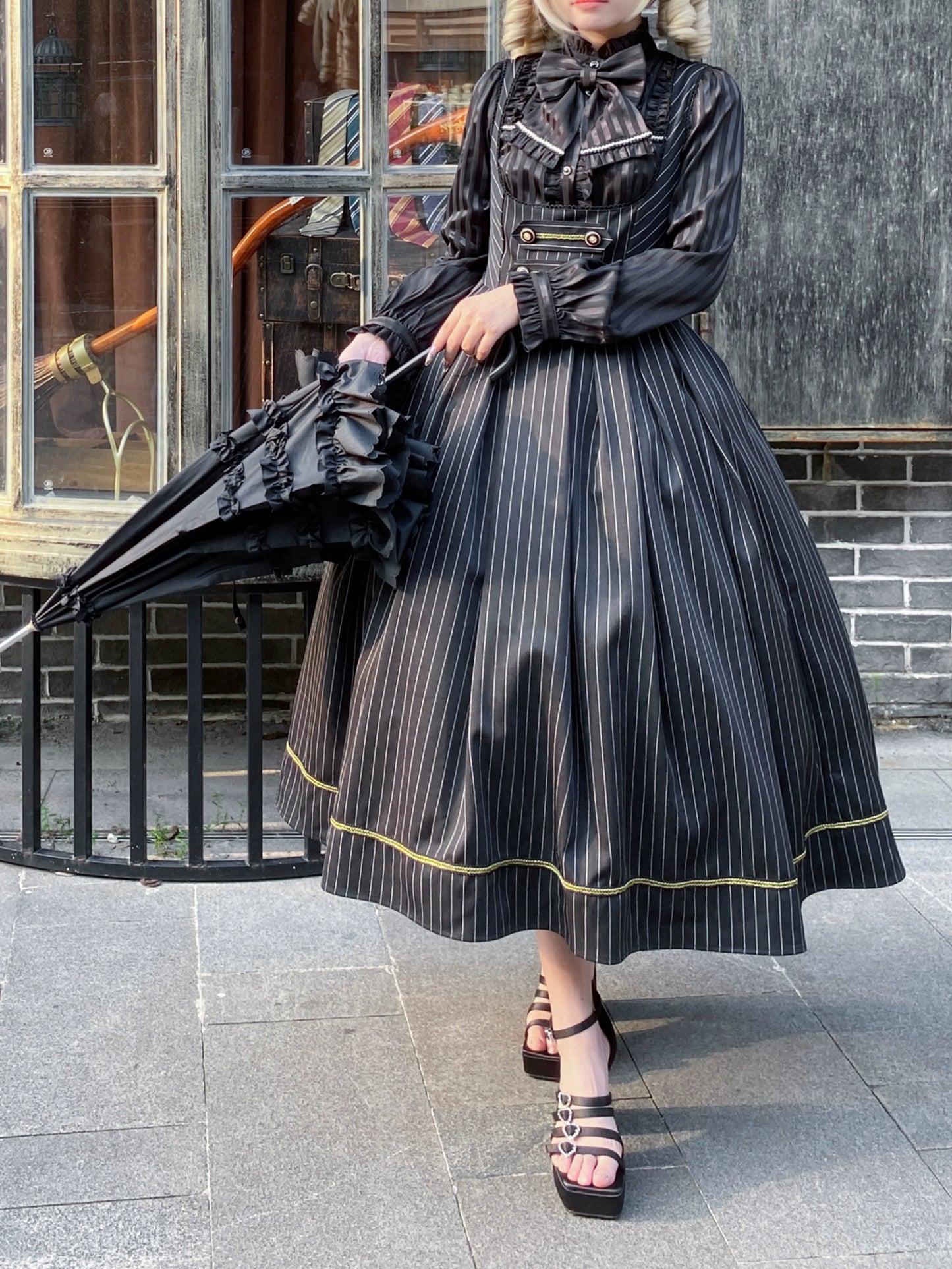 [Pre-orders available until 9/29] Bright Moon Corset Jumper Skirt Stripe [Black]