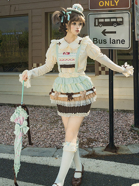 【受注予約1/26まで】Sweet Cup Cake サスペンダースカート