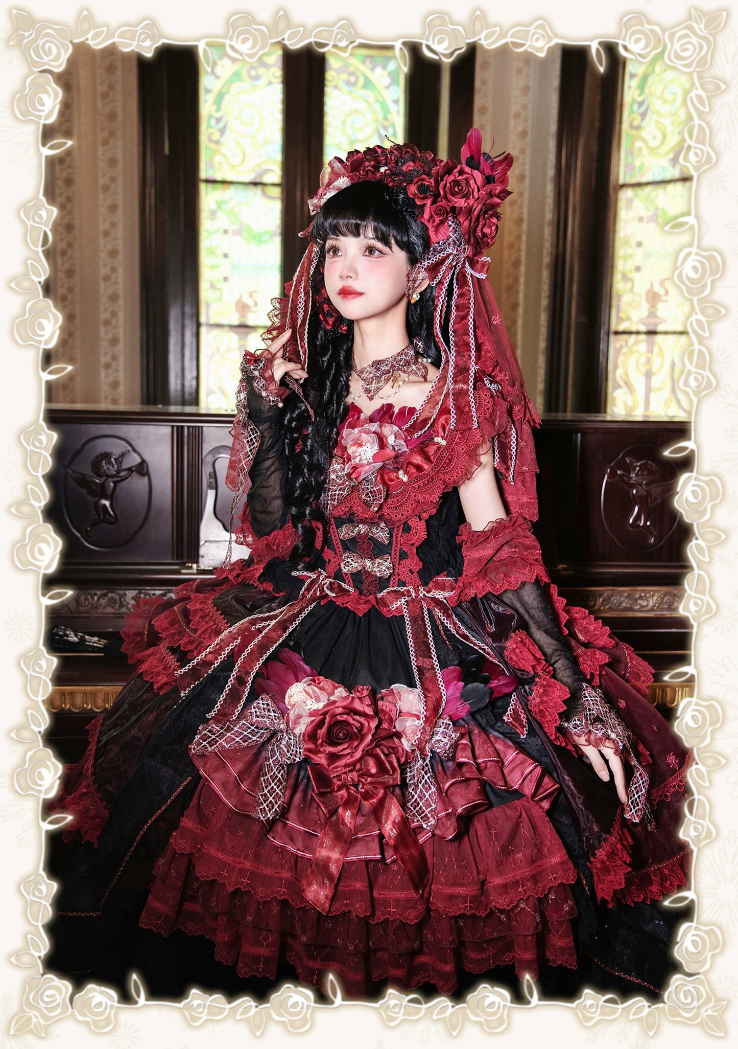 【受注予約8/13まで】Snow Rose Princess トレーン付きドレス・レッド×ブラック（シルバー）