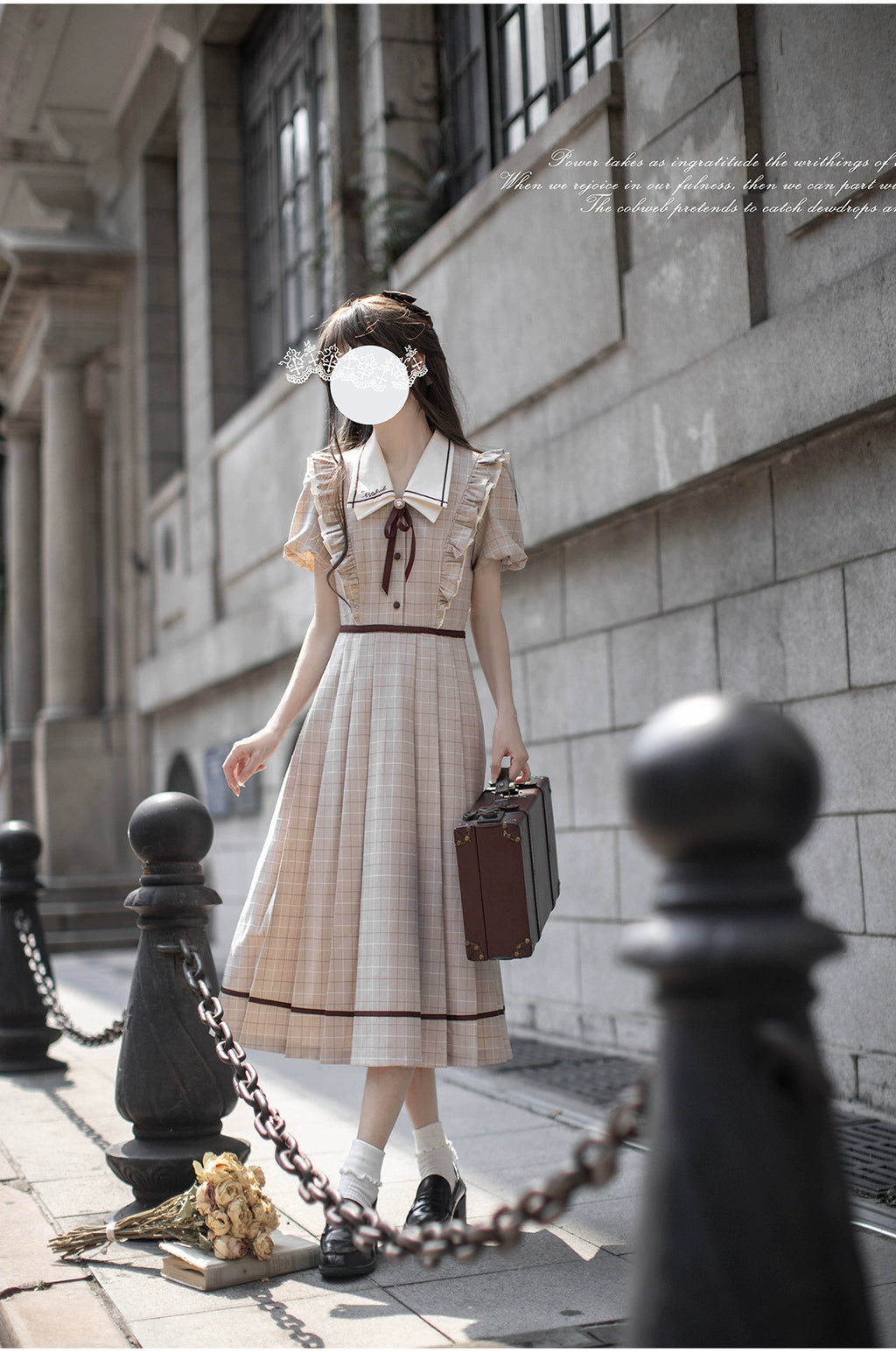 Betty フレンチレトロベージュチェック半袖ワンピース