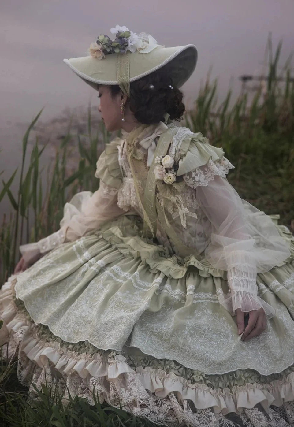 Fourteen-line poem: Lace and embroidered skirt