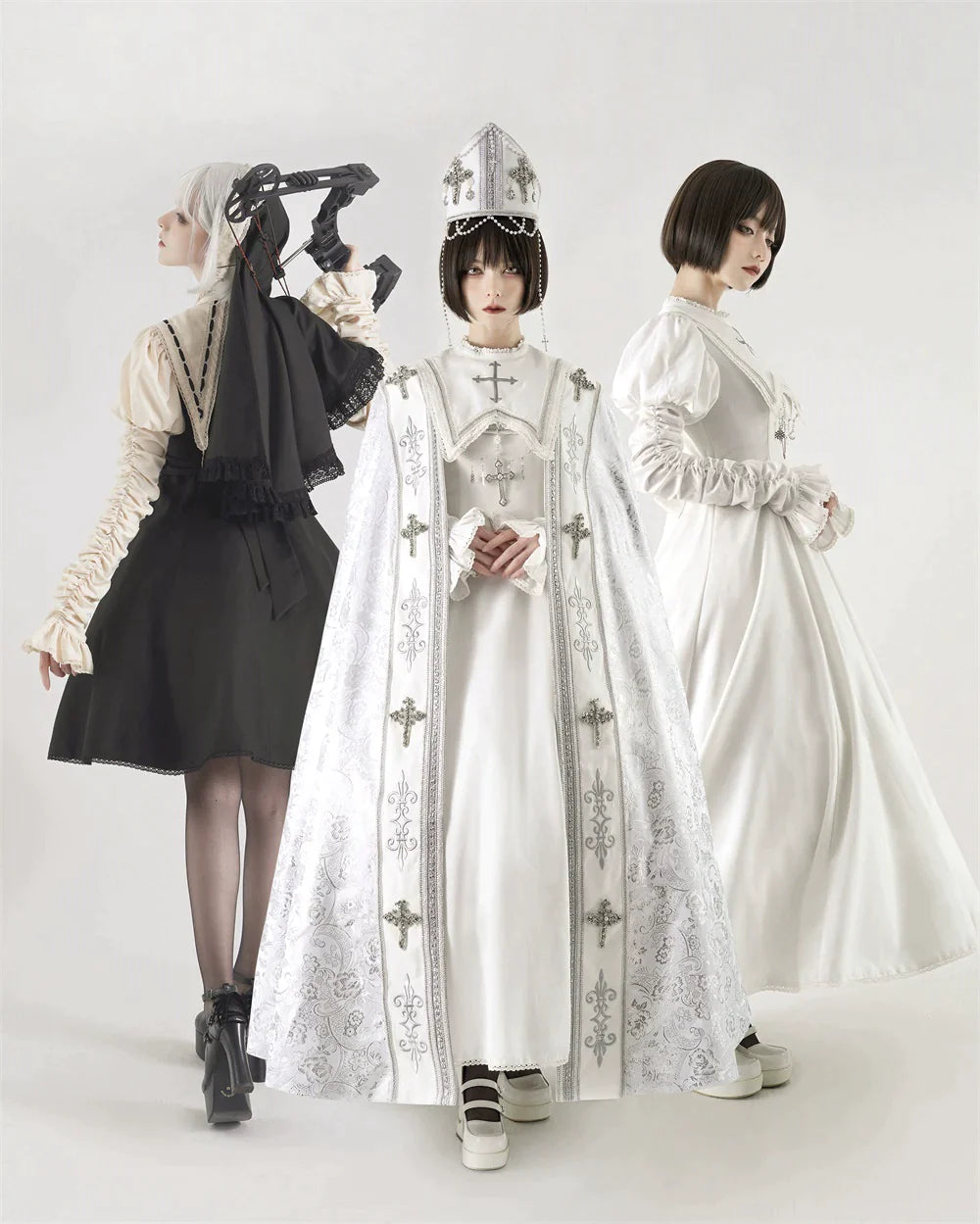 [Resale/Pre-orders until 10/16] Pray on a Moonlight Night Long Cloak