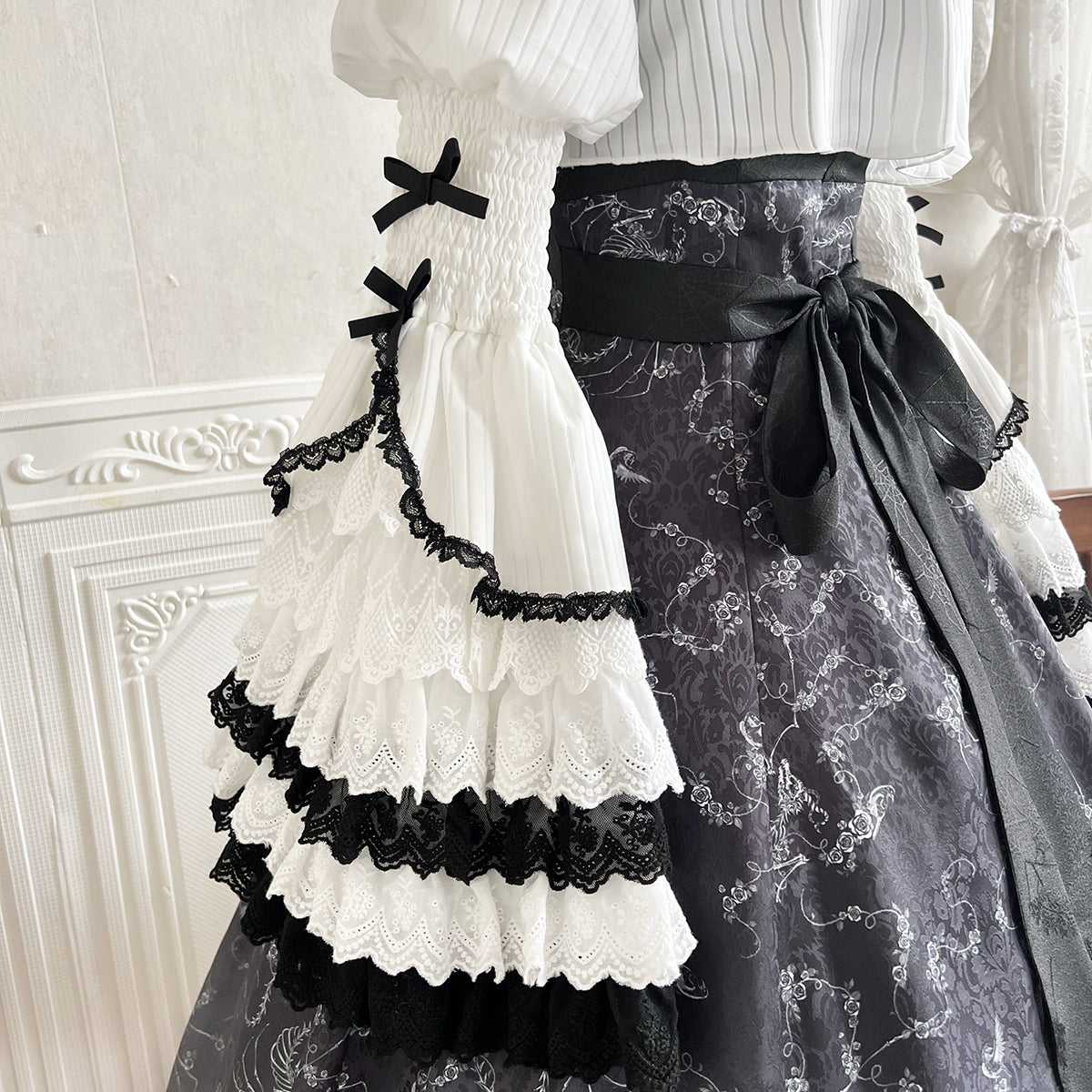 Black Witch Elegant Gothic Lolita Jumper Skirt