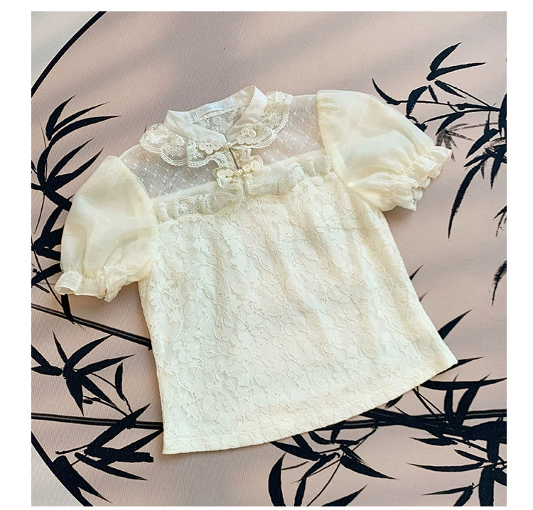 Lace floral blouse with detachable sleeves
