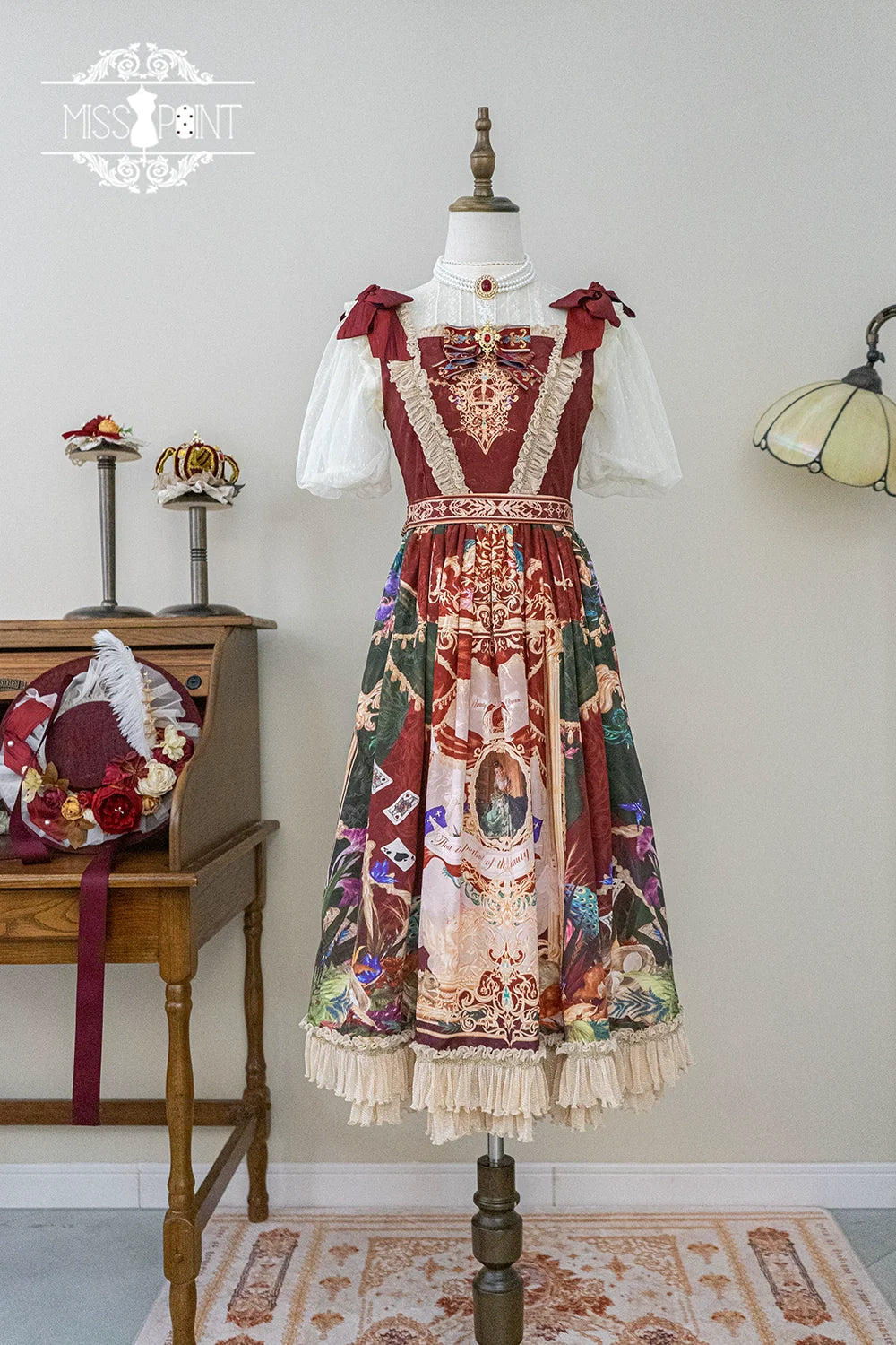 [Pre-order] Wanhua Mirror Western Aristocrat Style Jumper Skirt