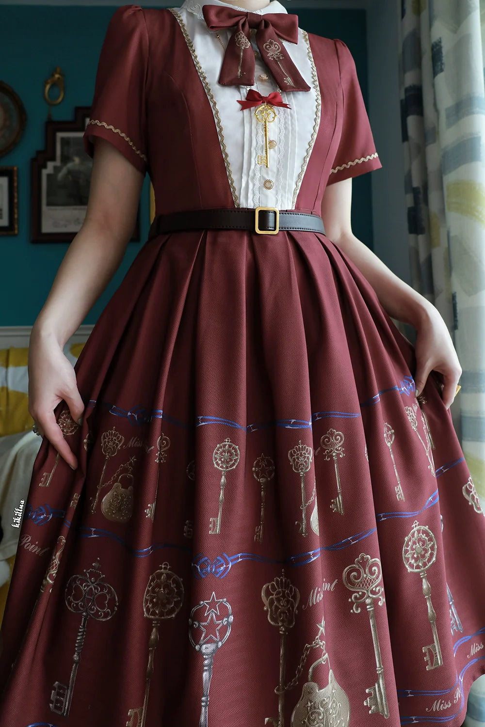 [Pre-order] Secret Key Antique Short Sleeve Dress