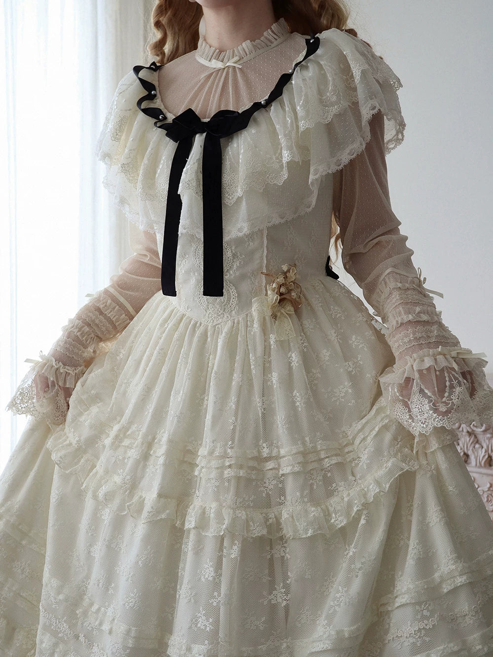 【受注予約10/13まで】Dream Lace ショールレースジャンパースカート