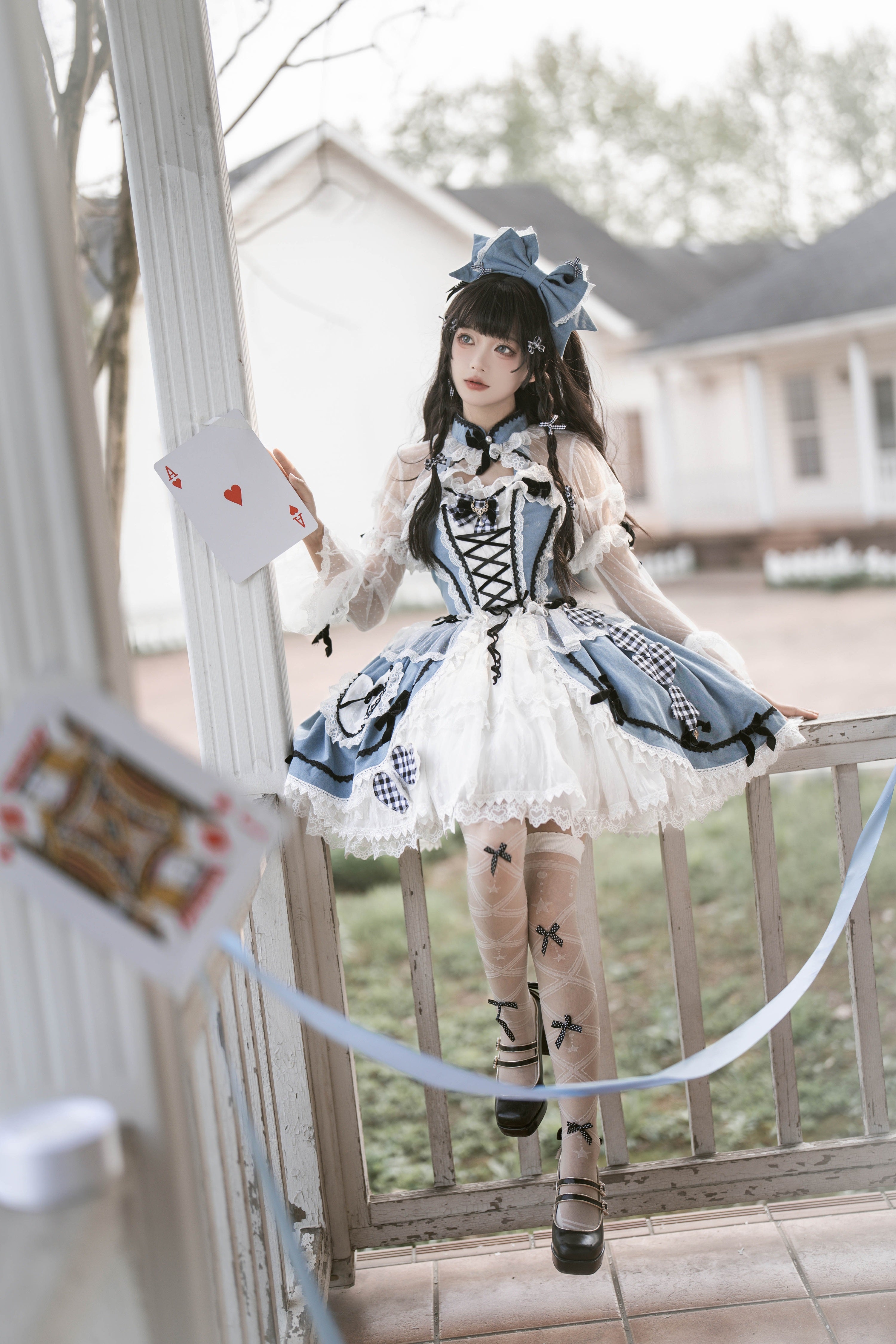 [Sales period ended] Alice in China Heart and Check Set