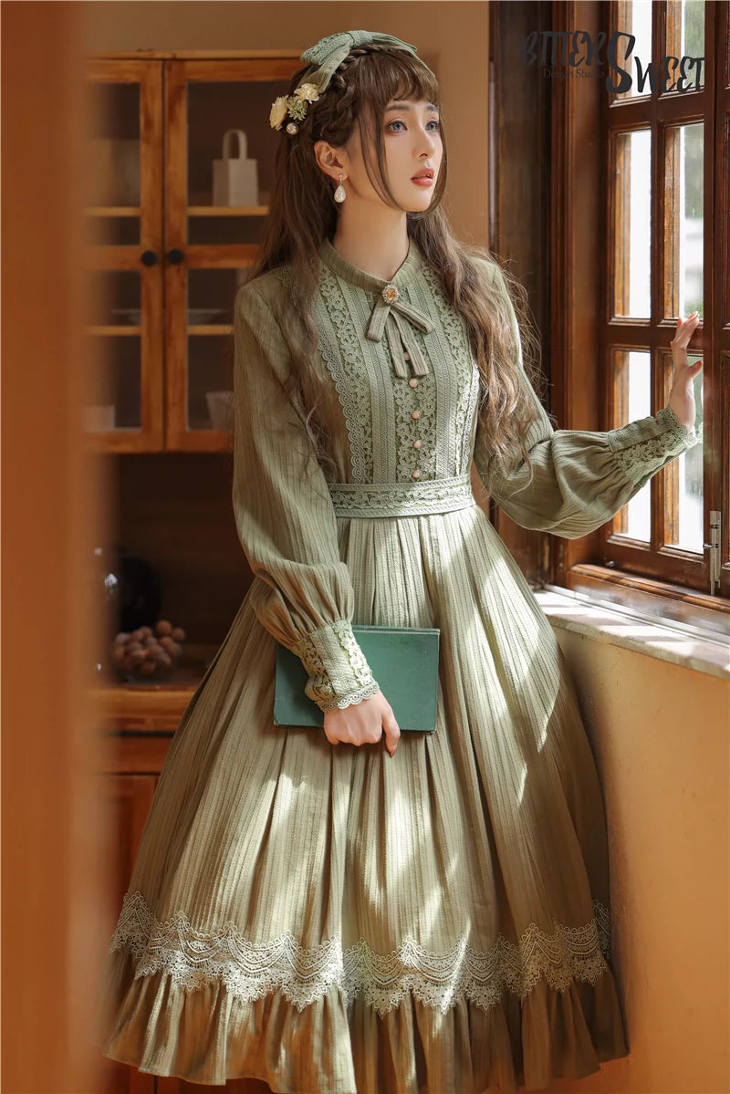 Classical striped lace dress