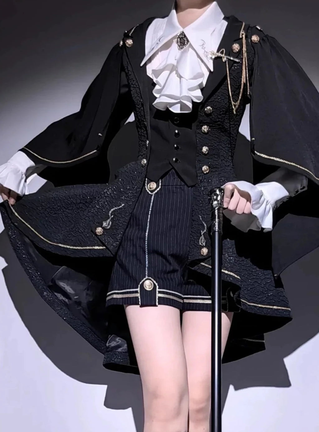 [Resale/Pre-orders until 10/16] Fallen Moon Law Vest with Cape