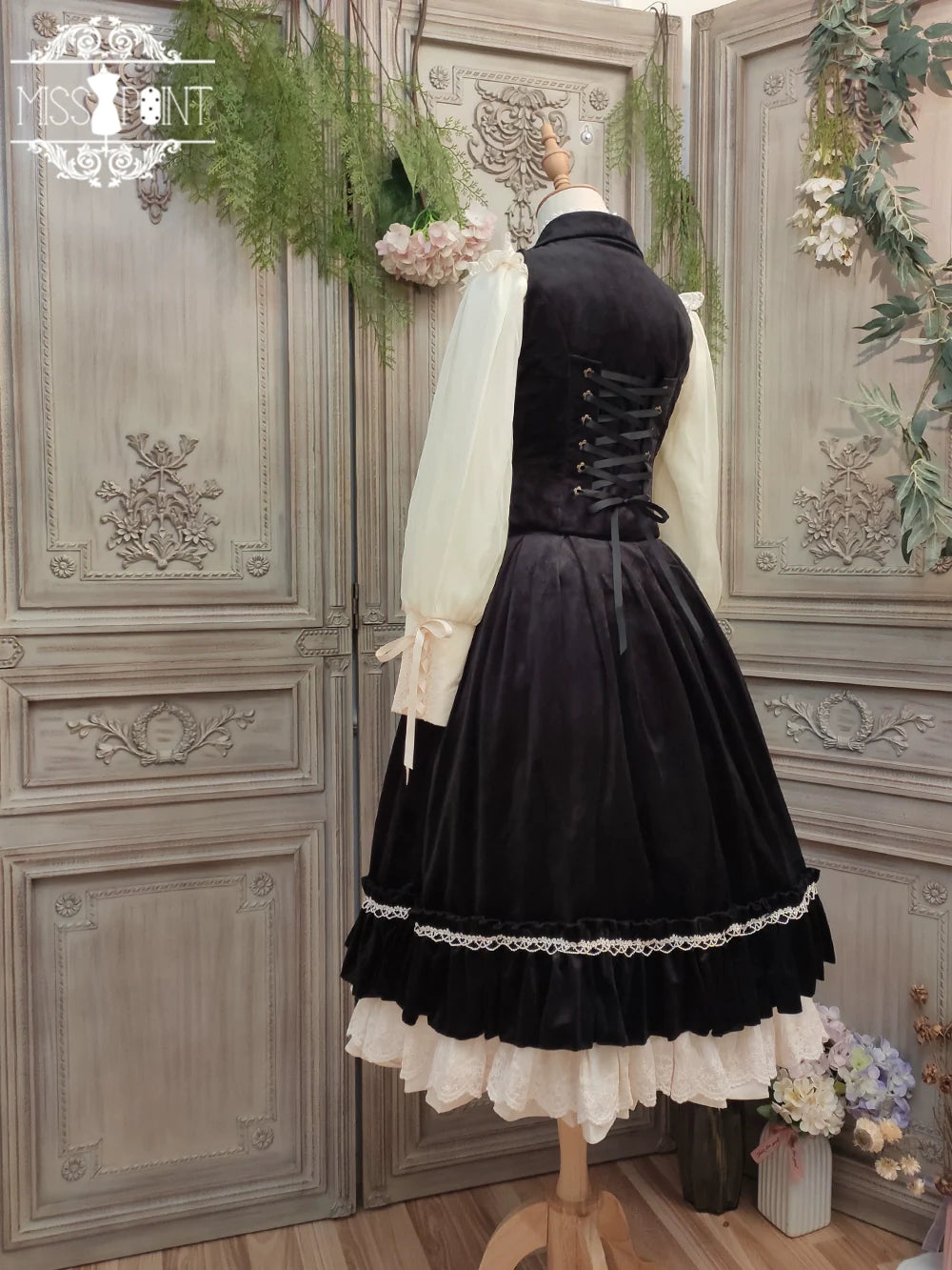 [Pre-order] British Classical Lolita Velvet High Waist Skirt