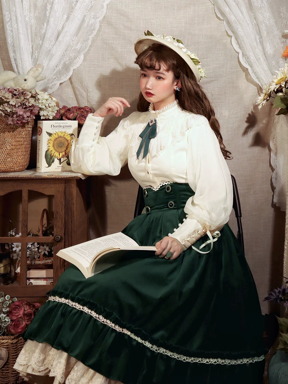 [Pre-order] British Classical Lolita Velvet High Waist Skirt