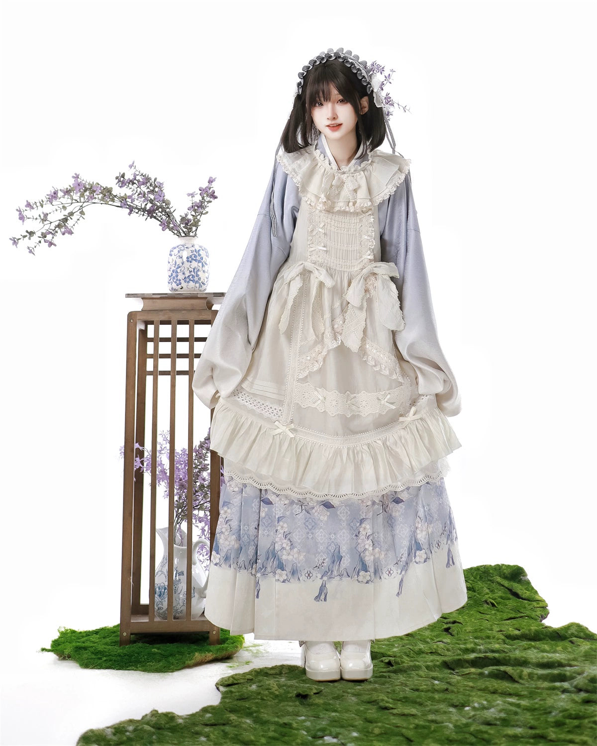 Sakura flower blue gradient set up with apron