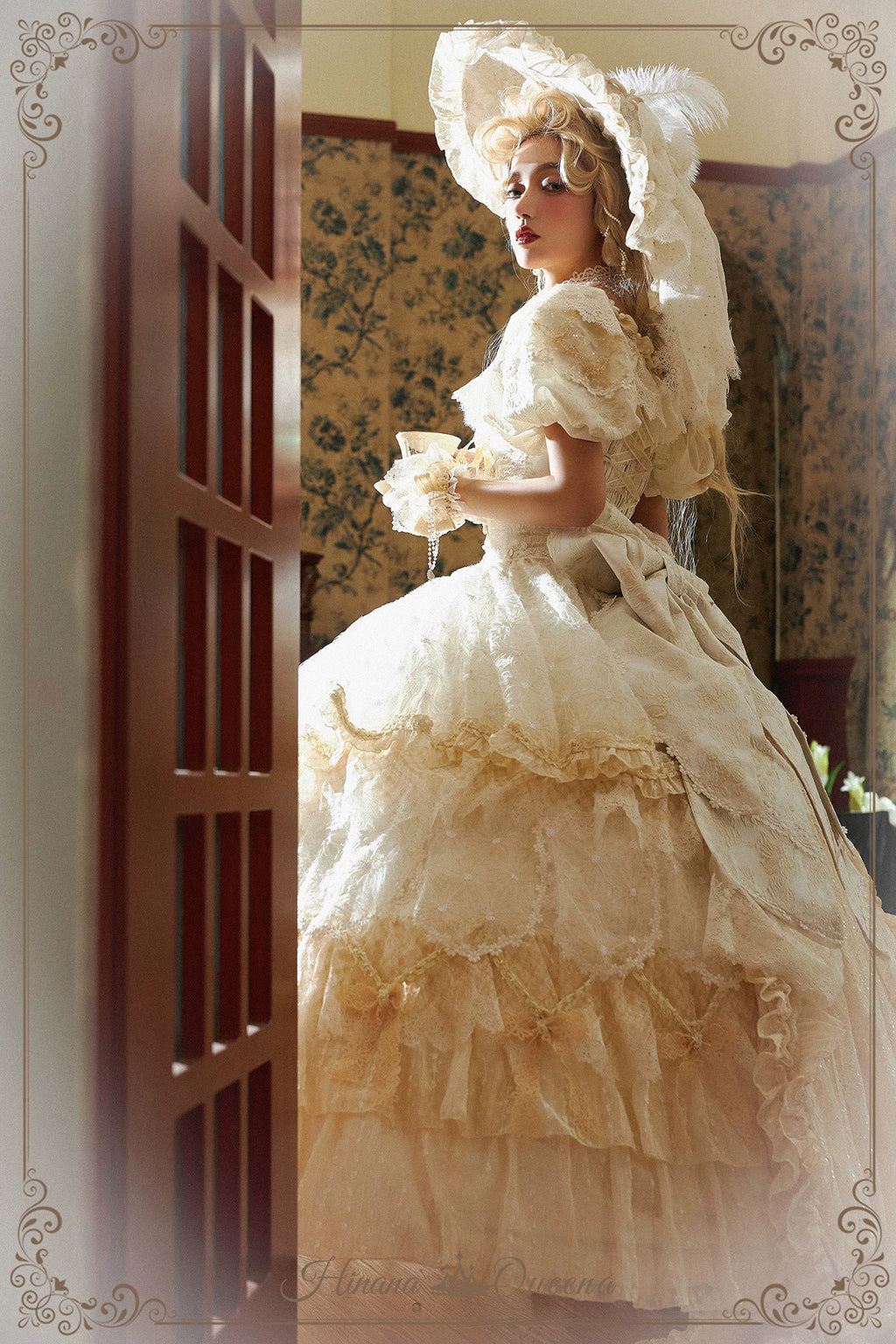 【受注予約9/16まで】Dream Magnifique プリンセスドレス・ロング丈・ゴールド