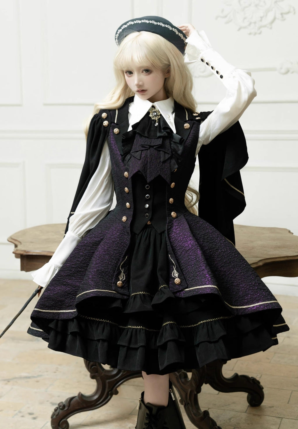 [Resale/Pre-orders until 10/16] Fallen Moon Law Vest with Cape
