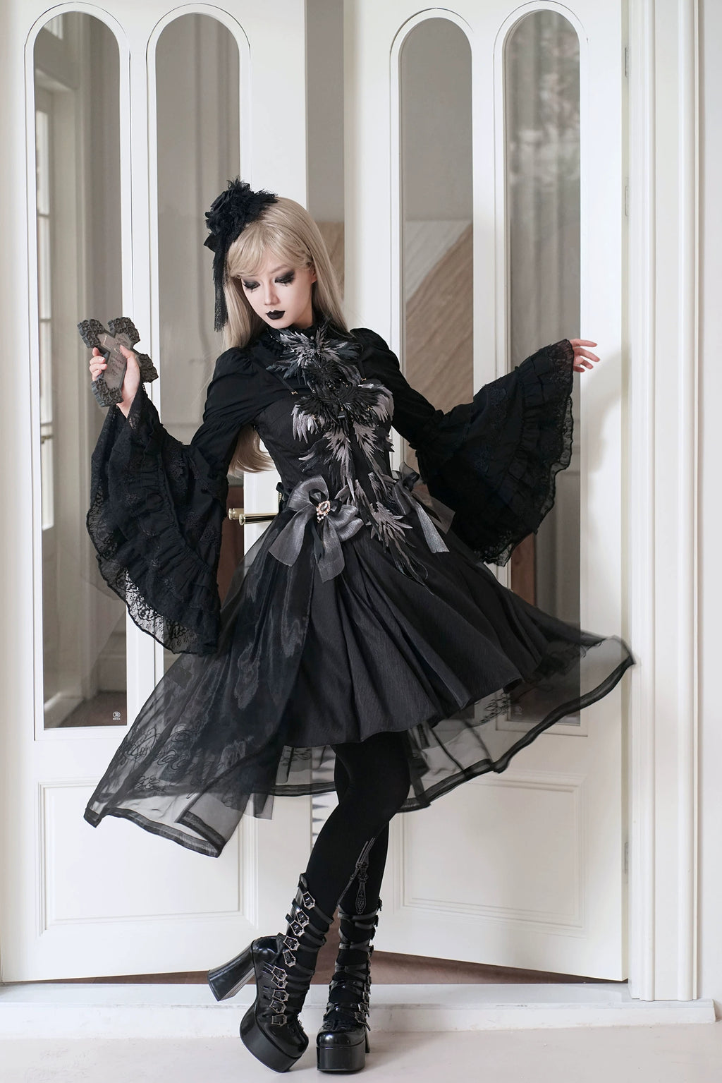 [Pre-orders available until 2/18] Scale Theory Short Jumper Skirt