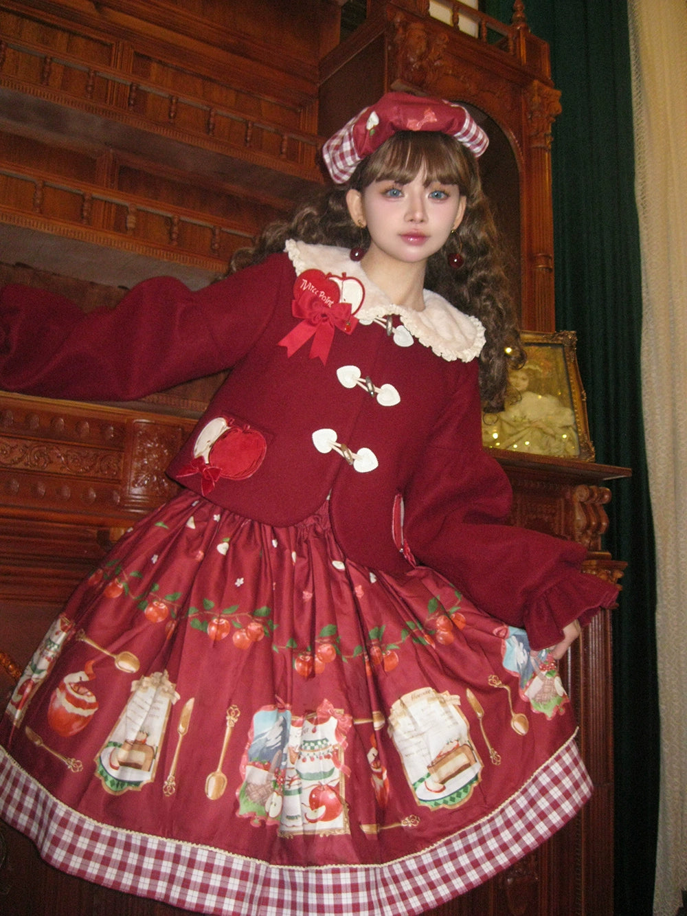 [Pre-order] Apple Garden Bavarian-style reversible skirt