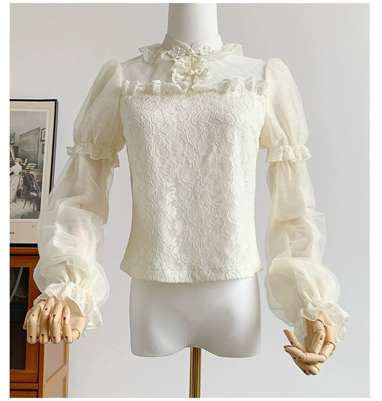 Lace floral blouse with detachable sleeves