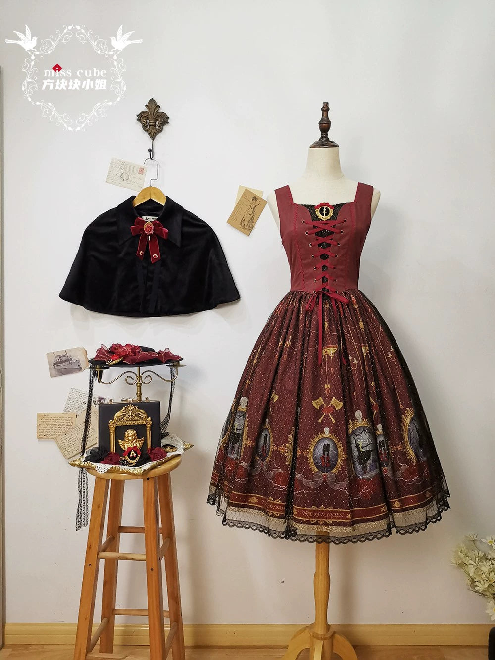 The Red Shoes Gothic Lolita Print Jumper Skirt