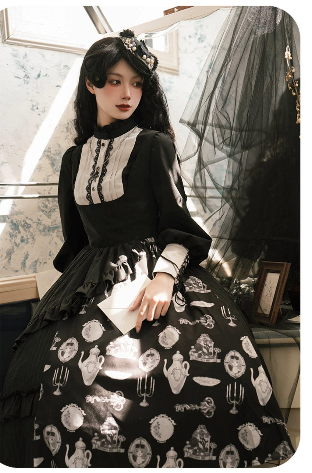 Striped Teapot アシンメトリージャンパースカートとトップス