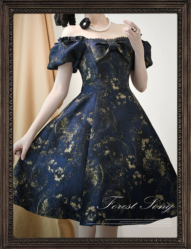 [Pre-orders available until 9/5] Brilliant Years Elegant foil-stamped short dress